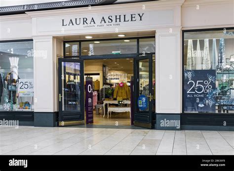 Laura Ashley Hi Res Stock Photography And Images Alamy