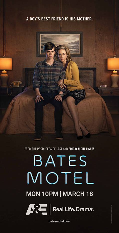 Bates Motel Season 1 Finale Recap Midnight Bates Motel Stars Vera Farmiga And Freddie Highmore