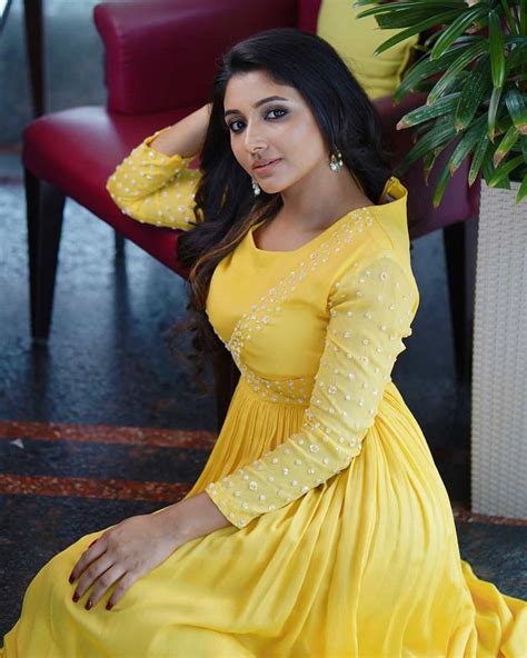 pin by parthu on mirnaa in 2020 actress photos actresses malayalam actress