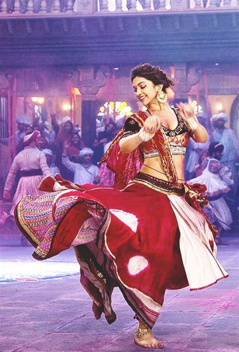 Deepika Padukone Actress Bollywood Stars Bollywood Dance Bollywood