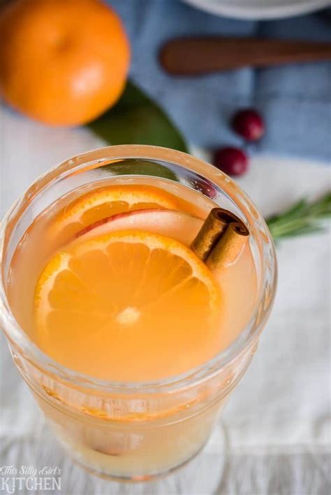 Honeycrisp Apple Cider Rum Punch A Spiced Apple Cider Punch Perfect For The Holidays Recipe
