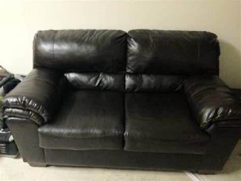400 Ashley Furniture Black Genuine Leather Sofa Set For Sale In Dover