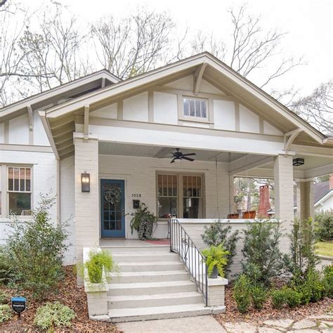 Hgtv Fans Can Now Own A House Featured On Home Town Home Town Hgtv