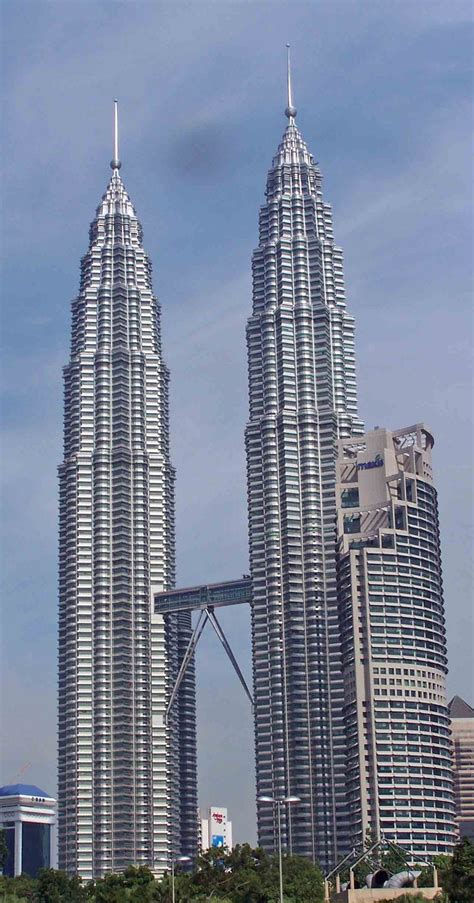 Petronas Towers Skyscraper Wiki Fandom Powered By Wikia