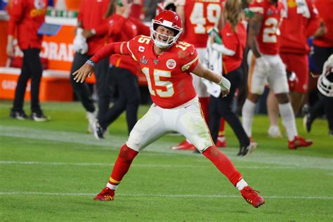2020 Super Bowl Mahomes Catches Fire Late Leads Chiefs To 31 20