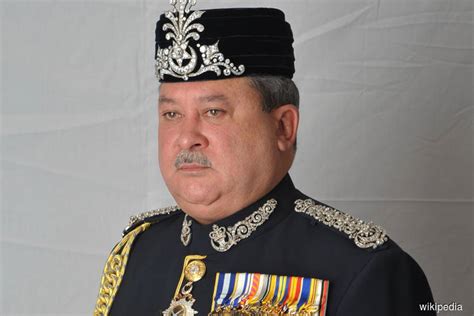 Ini menjadikan baginda adinda kepada sultan johor terkini, sultan ibrahim ismail ibni almarhum sultan iskandar! Johor Sultan said to be Berjaya Assets substantial ...