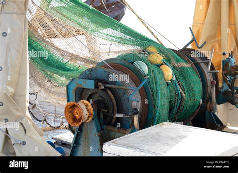 Capstan Warp Winch On A Trawler Fishing Boat Stock Photo Alamy