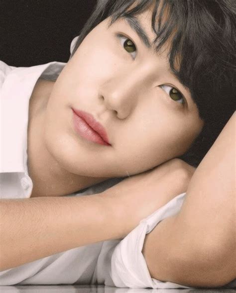 He is considered as one of the four lead vocalists of the group. Voshow's Blogger:  Kpop  Super Junior part 2 (Jo-Kyuhyun)