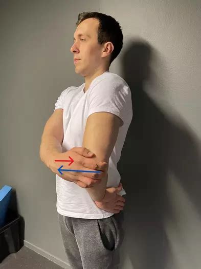 How To Improve Reaching Your Hand Behind Back