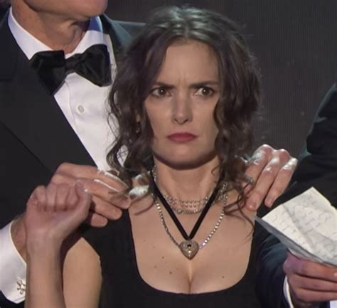 Winona Ryders Multitude Of Crazy Af Facial Expressions Were The Absolute Highlight Of The Sag