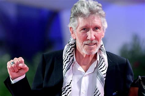 That's where his expertise ends. Roger Waters Tapped for 2020 SXSW Keynote Speech - Rolling ...