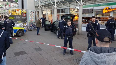 Germany Man Hits 3 With Car And Flees Is Shot By Police Fox News