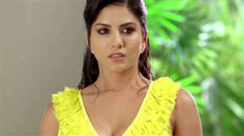 Actress Sunny Leone Bollywood Movies Hindi Film Jism Sex Movies