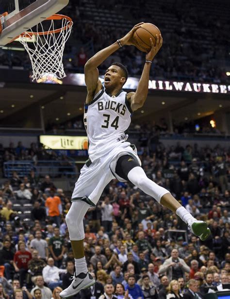 Fra wikipedia, den gratis encyklopædi. Giannis Antetokounmpo's stats though 13 games are ...