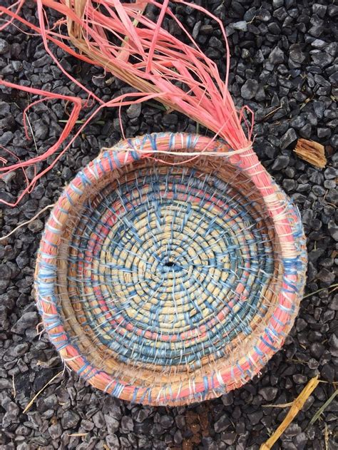 How To Weave A Basket Using Raffia Or Fabric Make Your Own — Petalplum