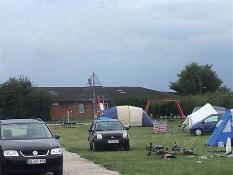 Ostsee katharinenhof auf der ferieninsel fehmarn eignet sich für familien, paare und befreundete gruppen, die eine ruhige umgebung in. Spielplatz Campingplatz Katharinenhof in Fehmarn ...