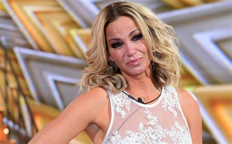 Sarah Harding Crowned Celebrity Big Brother Winner Amid Controversy