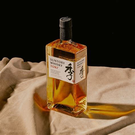 The Complete Guide To Suntory Japanese Whisky Important Brands And Bottles Explained Japanese