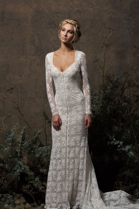 Every wedding dress needs alterations, says tina zimmerman, director of alterations at kleinfeld. Valentina Backless Lace Wedding Dress | Dreamers and Lovers