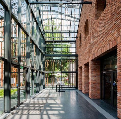 Contemporary Atrium Industrial Architecture Renovation Architecture