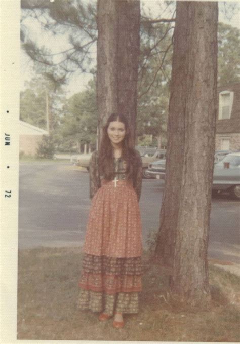 25 Cool Polaroid Prints Of Teen Girls In The 1970s ~ Vintage Everyday