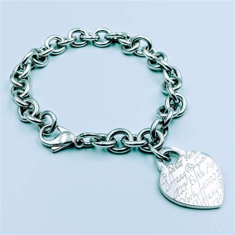 Tiffany And Co 5th Avenue New York Notes Heart Charm Bracelet 8 ⋆