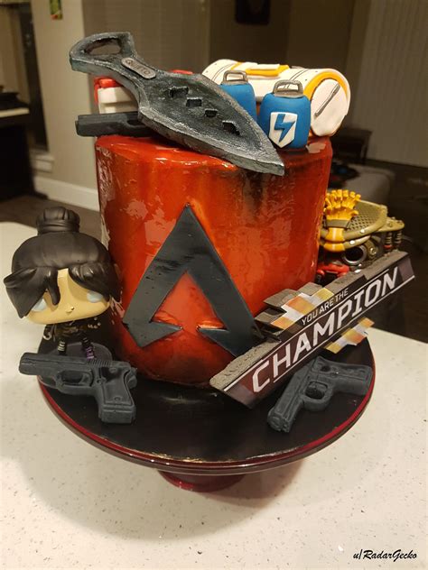 2020 I Made This Apex Cake For My Squadmates Birthday Apex Legends