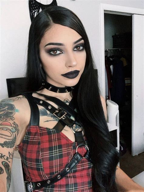 jewel on twitter gothic metal girl metal girl goth fashion punk