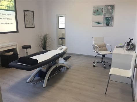Modern physiotherapy clinic - VisitAlbir