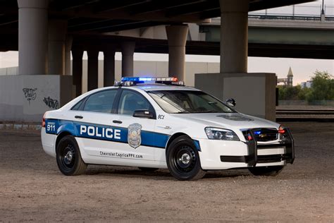 Watch Out 2011 Chevrolet Caprice Police Car With 355 Horsepower