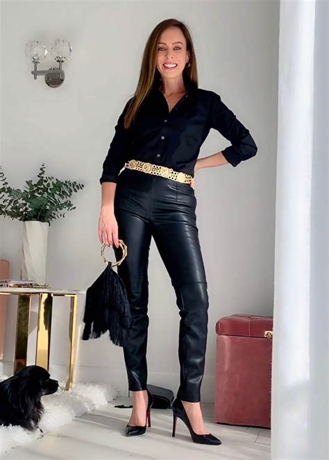 What Tops To Wear With Black Leather Pants