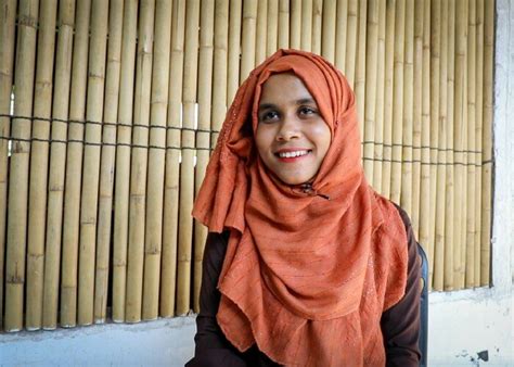Bangladesh ‘im Graduating Other Girls Are Being Forced To Marry