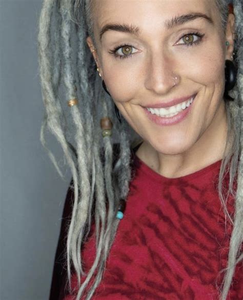 15 Instagram Beauties With Long Gray Hair Fabulous After 40 Dreads