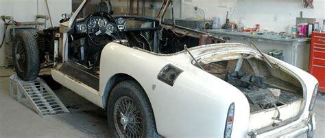 Classic Car Disassembly Workshop Kevin Kay Restorations