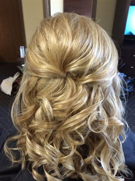 Pin By Pam Ogren On Wedding Hair Mother Of The Groom Hairstyles