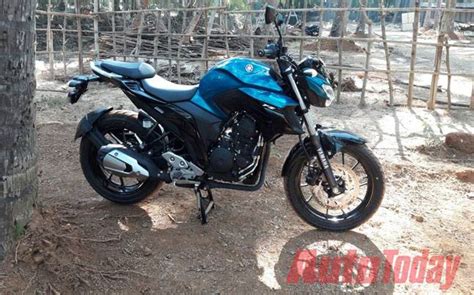 The fz is for people who want to stand out in the crowd of 150cc and do it comfortably. Yamaha FZ-25 first ride review : Reviews, News - India Today