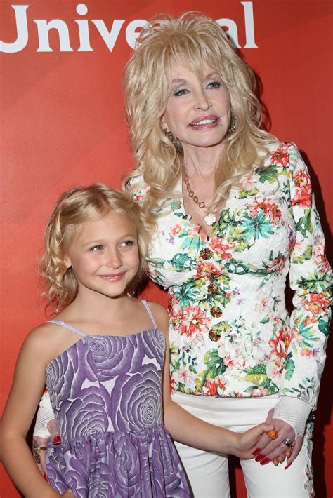 Los Angeles Aug 13 Alyvia Alyn Lind Dolly Parton At The