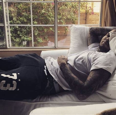 Chris Brown’s Bulge Picture — Singer Posts Boner Photo On Instagram Hollywood Life