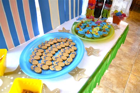 Pin On Beach Themed Graduation Party