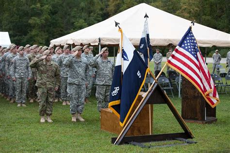 U S Army Soldiers Salute A Combat Field Cross At Nara And Dvids