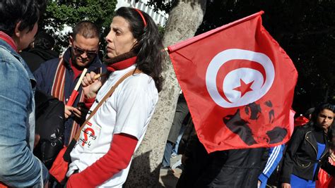 Tunisia Arab Springs Birthplace Takes On Militants