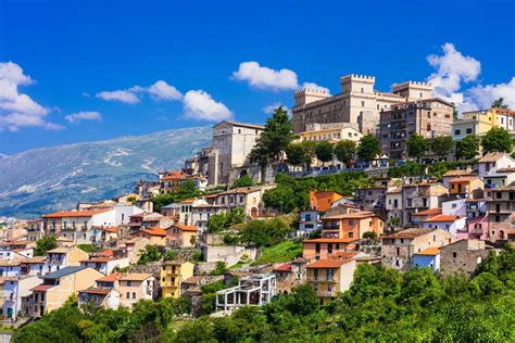 Celano Cosa Fare Cosa Vedere E Dove Dormire Turismo Abruzzo It