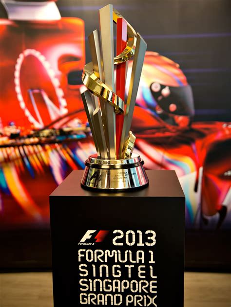 Singapore F1 Trophy 2013 Trophy Design Singapore Grand Prix Trophy