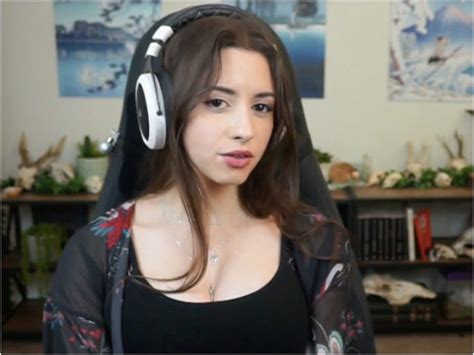 Twitch Streamer Says She Has A Stalker Threatening To Kill Her