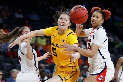 Pac 12 Womens Basketball Cals Run Ends With Loss To Arizona