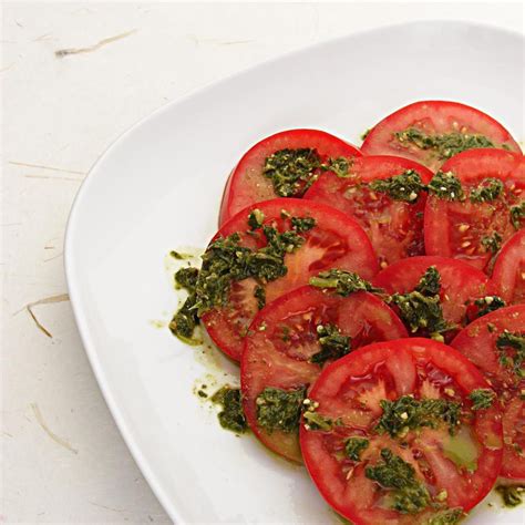 Sliced Tomatoes With Pesto Drizzle Recipe Eatingwell