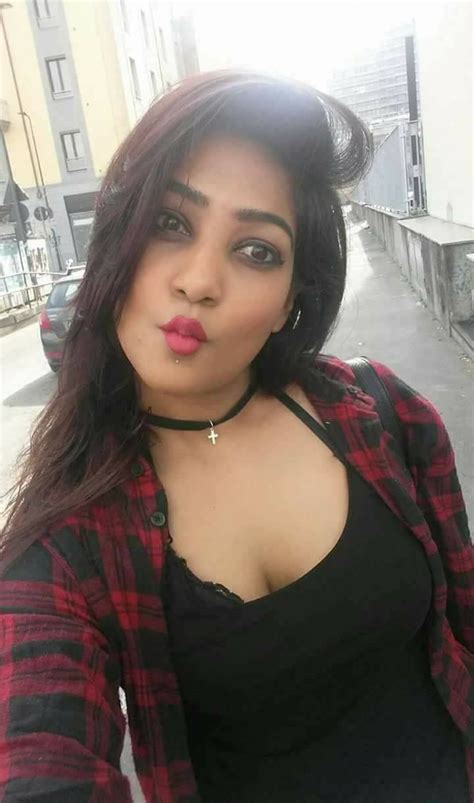 Chubby Indian Girl Nude Selfie Bobs And Vagene