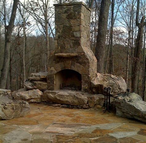 Epic 50 Marvelous Rustic Outdoor Fireplace Designs For Your Barbecue