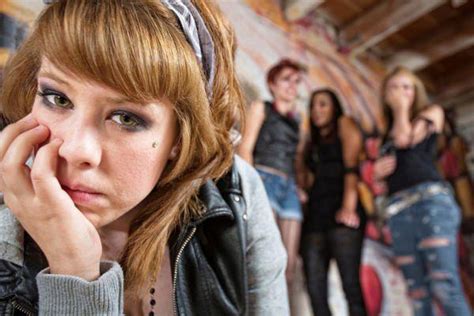 Peer Pressure For Teenagers During High School Sheknows
