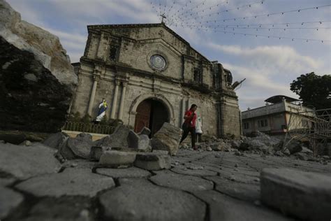 Share this an undersea earthquake shook the philippines on saturday morning along the dangerous ring of fire. Strong Earthquake Hits The Philippines With Hefty Loss ...